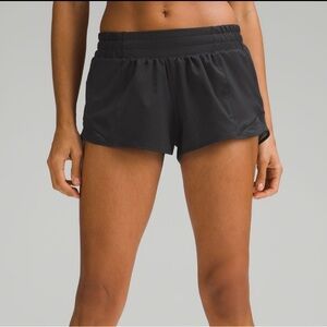 Lululemon Hotty Hot 2.5 Low Rise Size 6